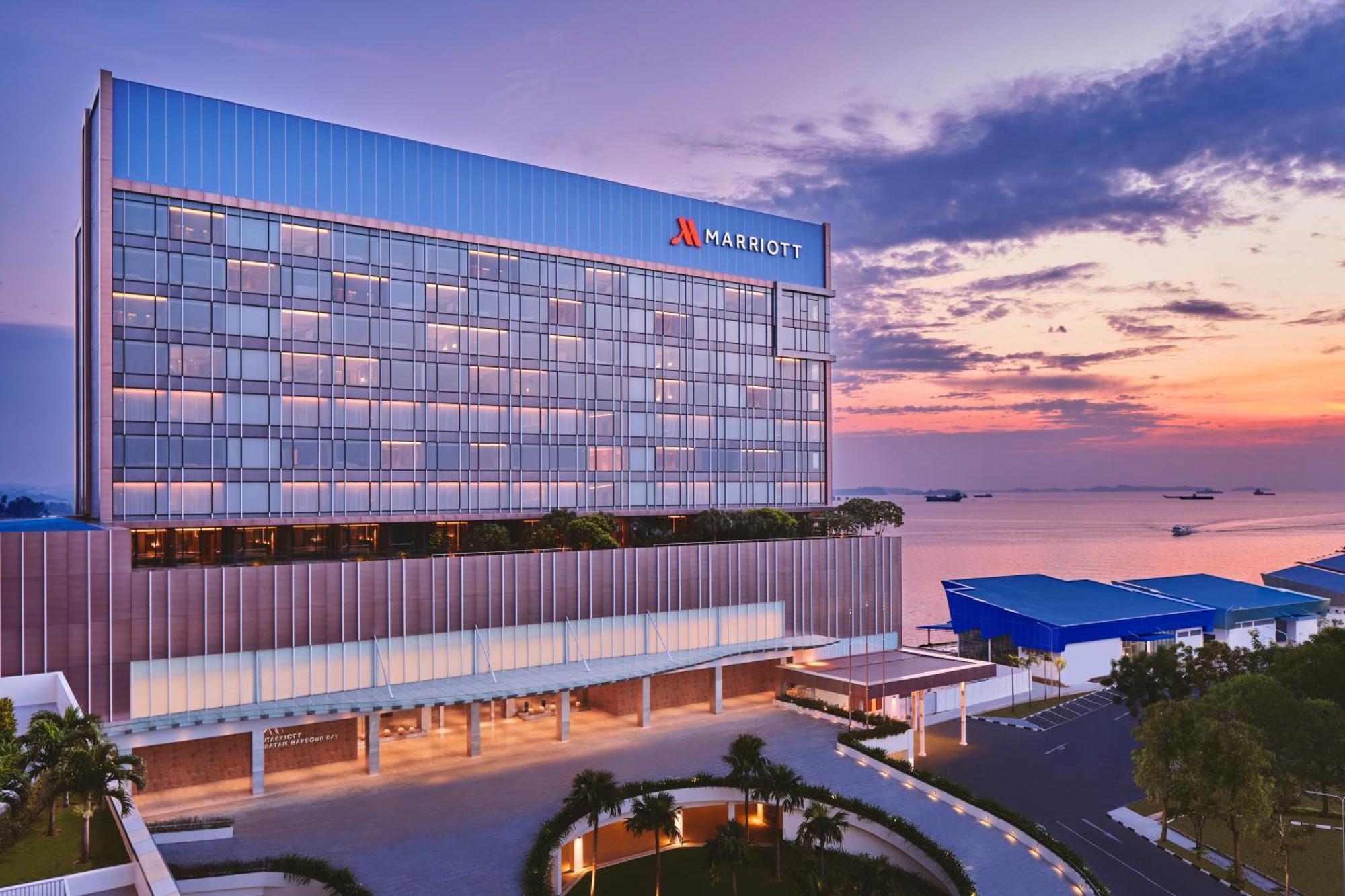 Batam Marriott Hotel Harbour Bay Nagoya Exterior photo