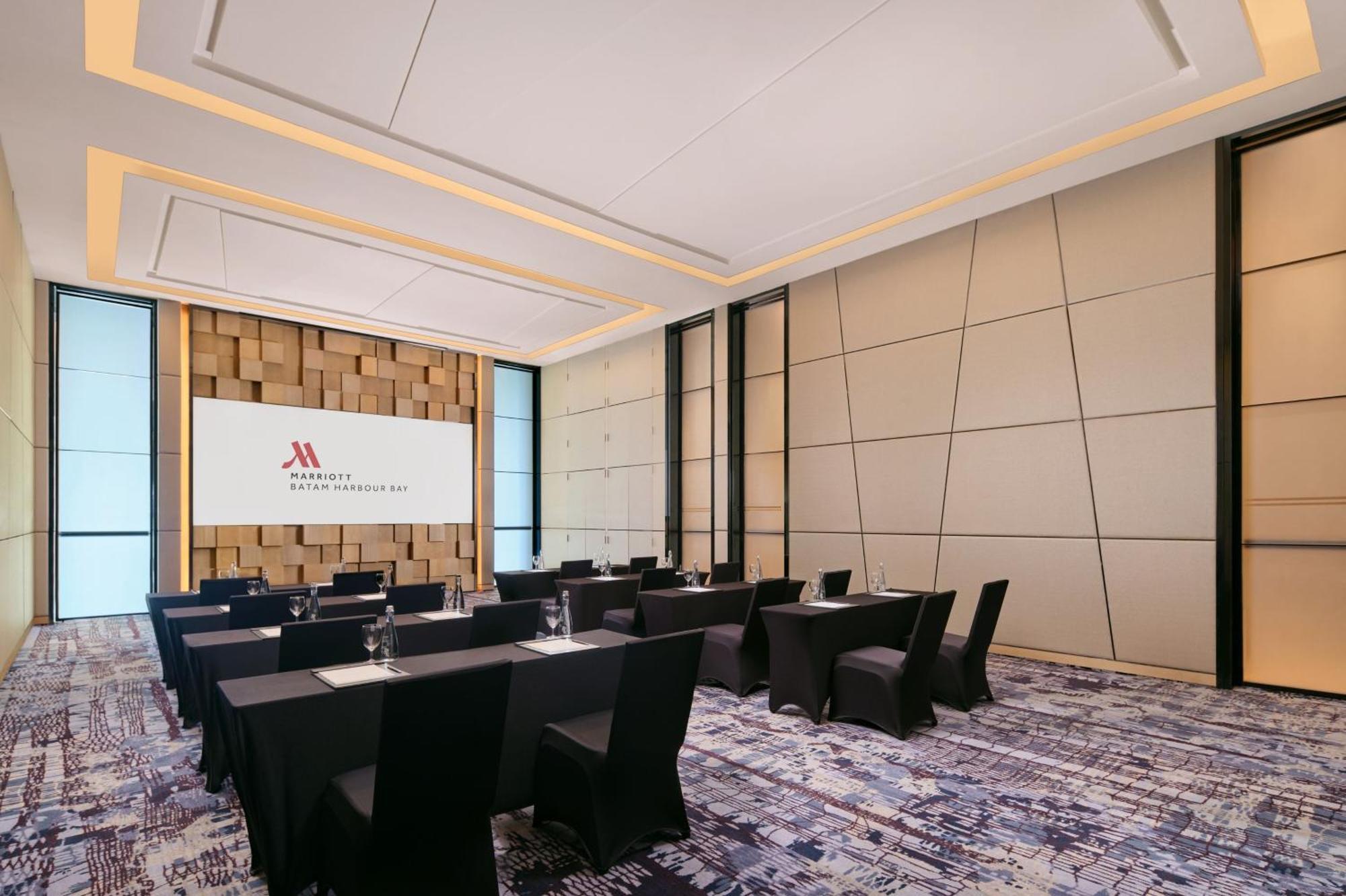 Batam Marriott Hotel Harbour Bay Nagoya Exterior photo